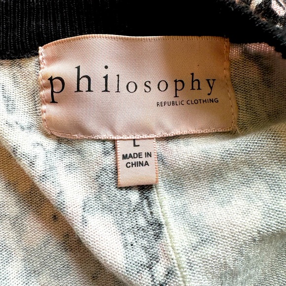 PHILOSOPHY SWEATER. Size Large. - Picture 5 of 6